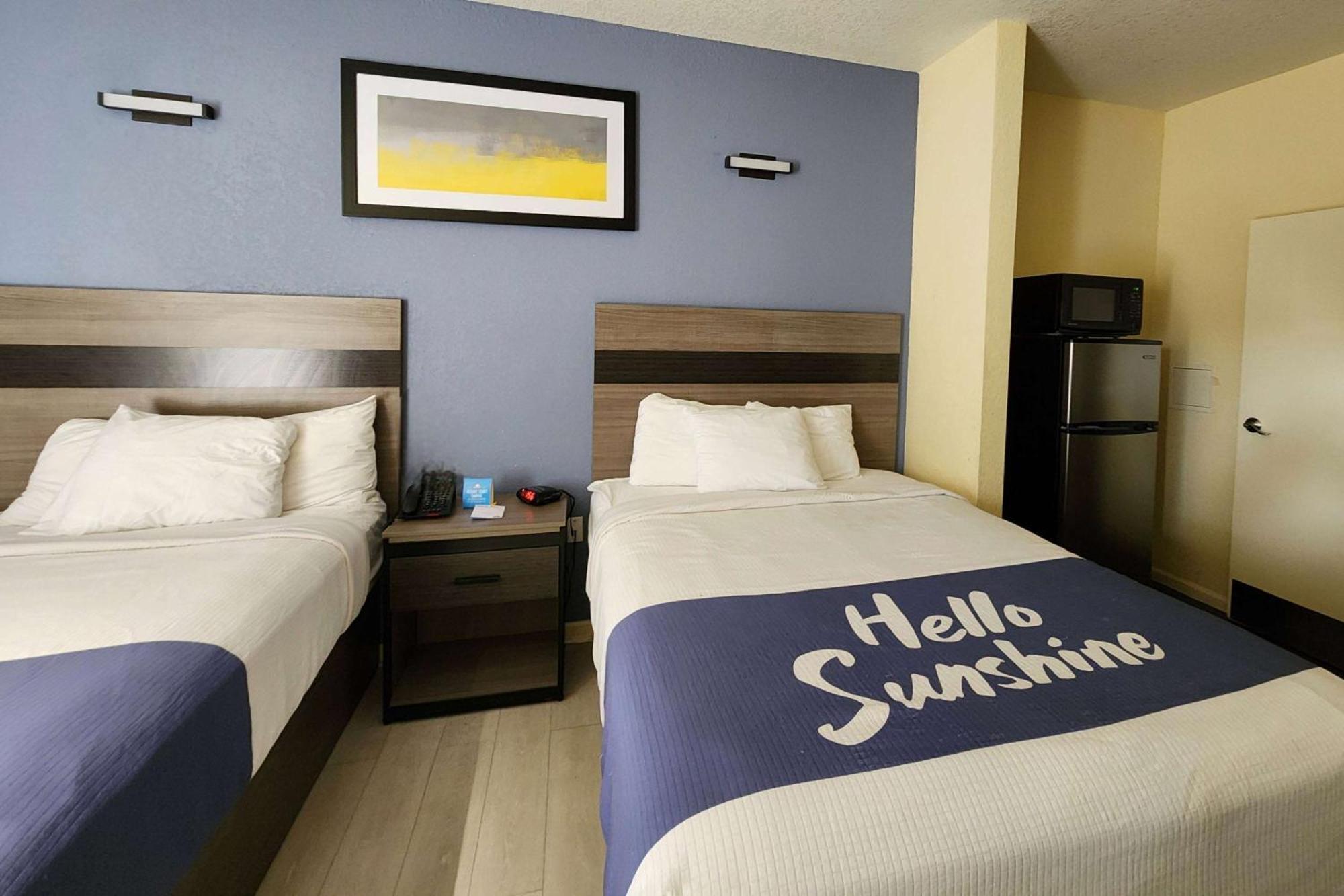 Days Inn By Wyndham Freeport Ngoại thất bức ảnh